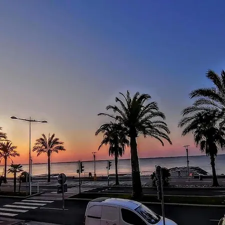 Duplex Vue Mer Avec Terrasse * Cagnes-sur-Mer